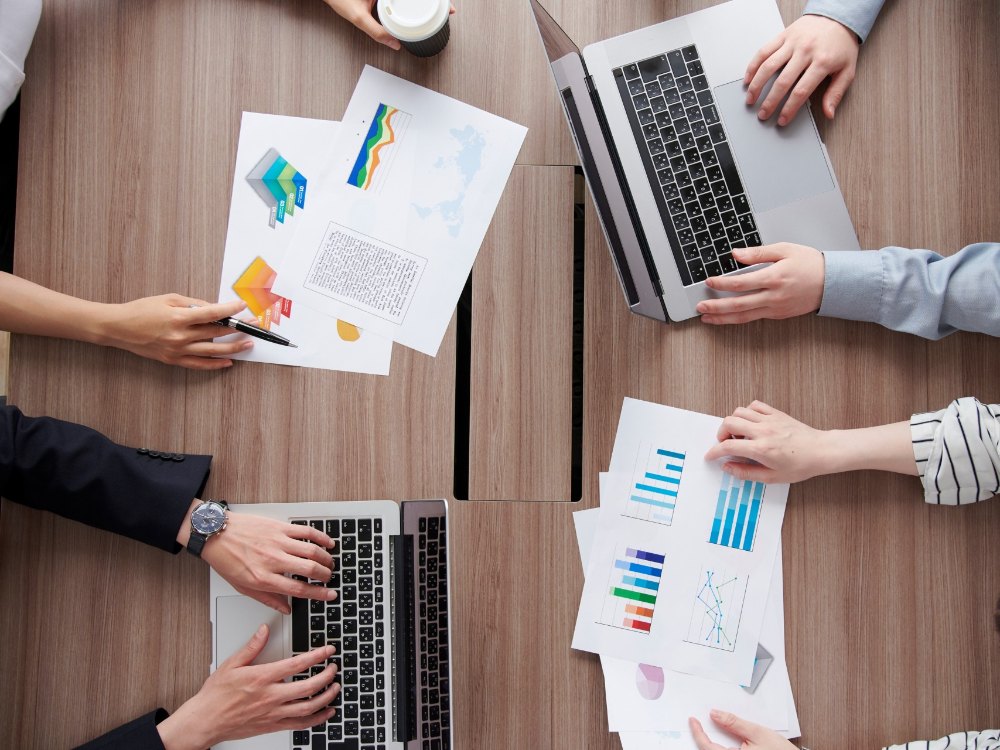 パソコンと資料